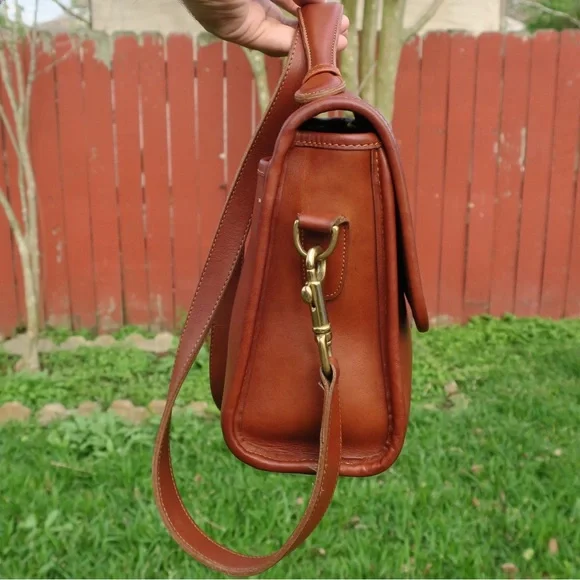 Vintage Coach Court Bag #9870 British Tan Leather | USA Made - Picture 3 of 14